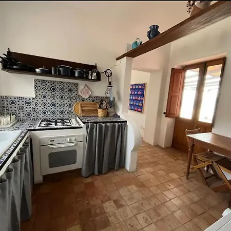 בית נופש Casa Rosa - Santa Marina סנטה מרינה סלינה